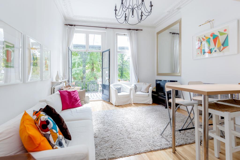 Earls Court Apartments By Basetogo لندن المظهر الخارجي الصورة